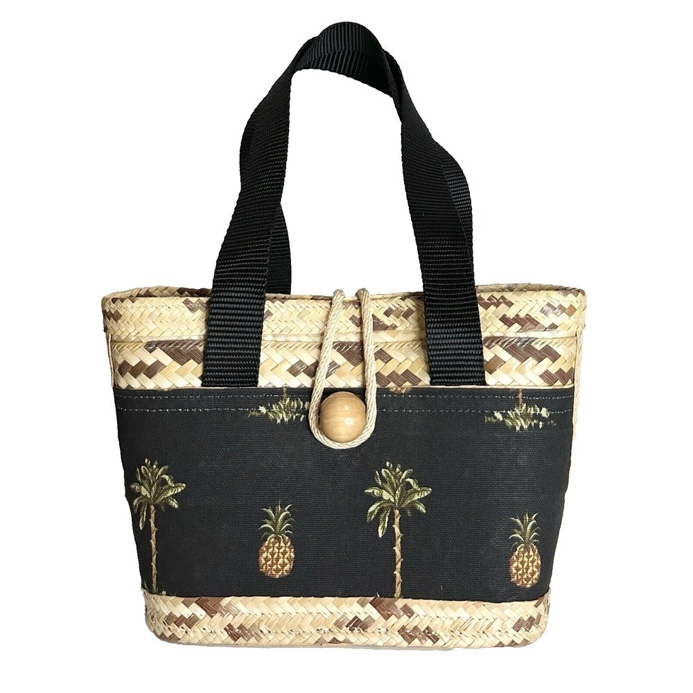 Hand Bag Made In The Bahamas by Wendy L Kelly Size Small Palm Tree Pineapple